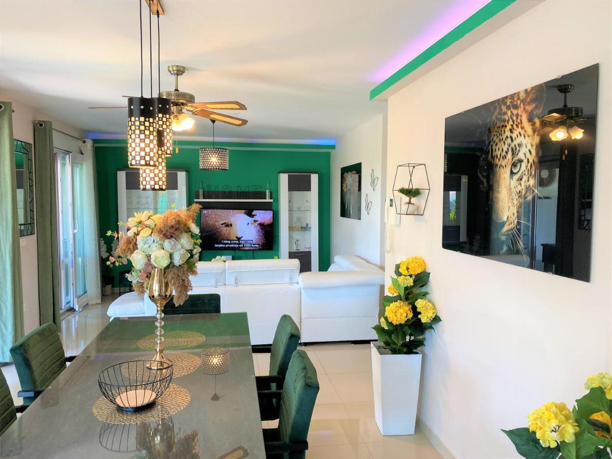 מאקרסקה Lux Apartment Sea Shell With Jacuzzi מראה חיצוני תמונה
