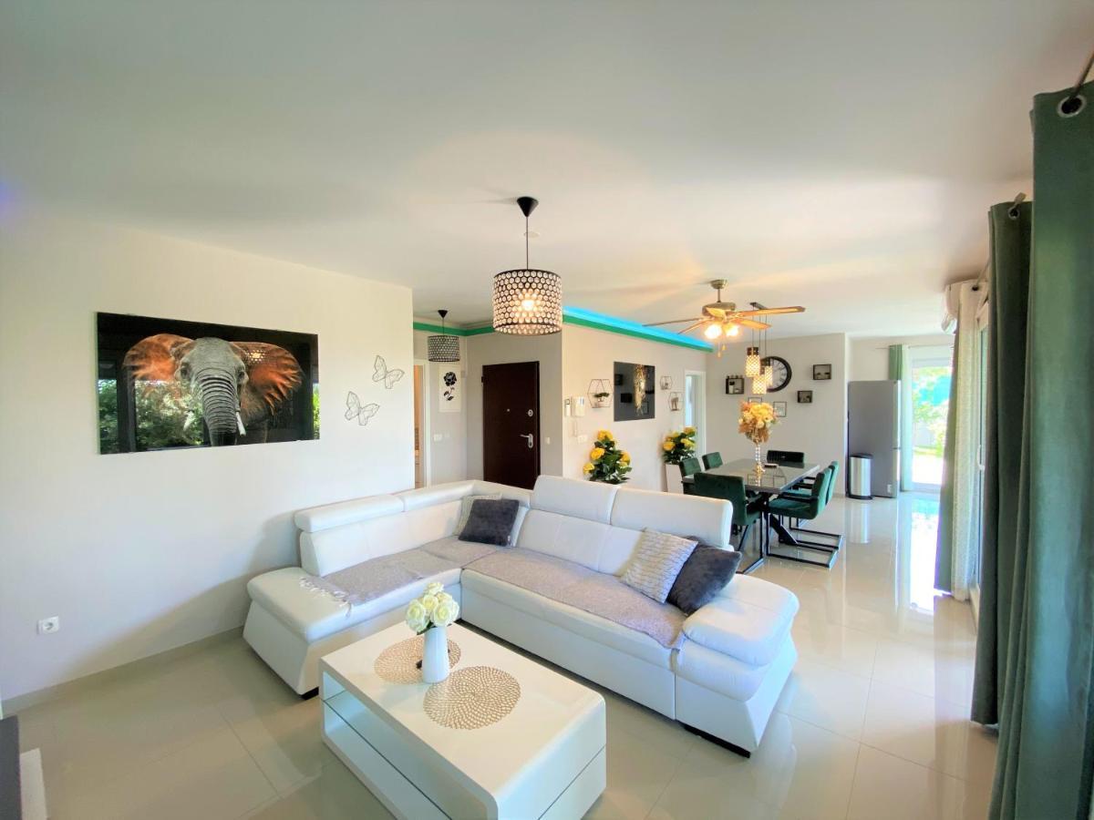 מאקרסקה Lux Apartment Sea Shell With Jacuzzi מראה חיצוני תמונה