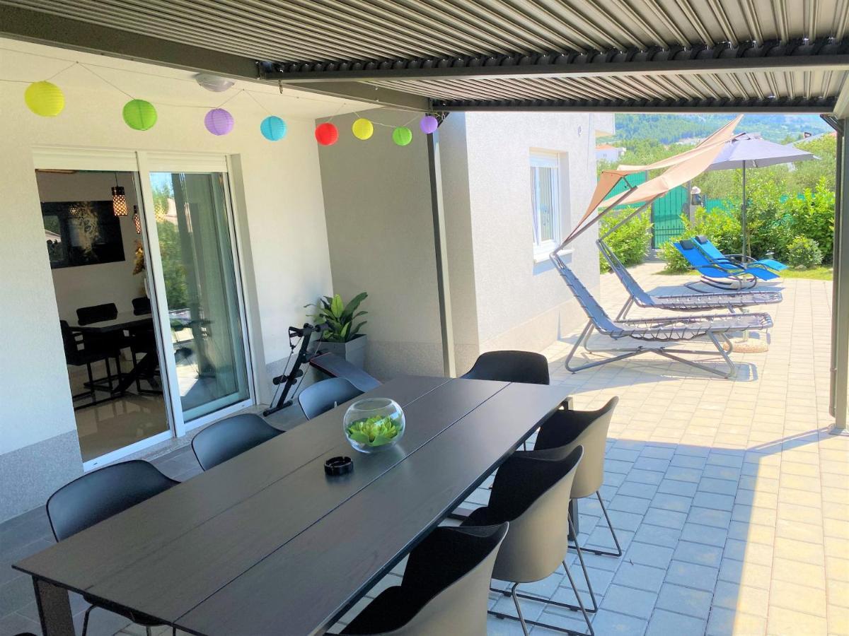מאקרסקה Lux Apartment Sea Shell With Jacuzzi מראה חיצוני תמונה